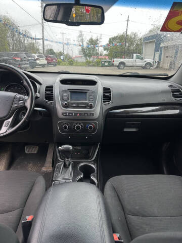 2015 Kia Sorento LX