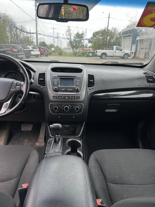 2015 Kia Sorento LX