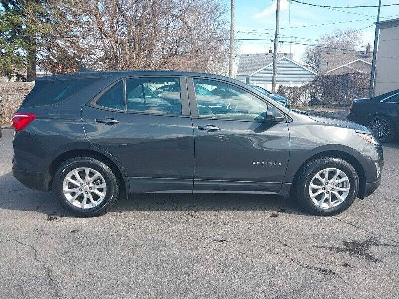 2021 Chevrolet Equinox LS