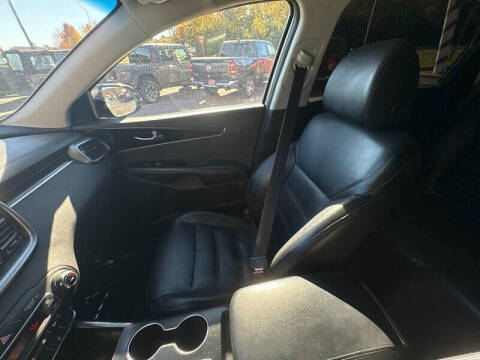 2019 Kia Sorento EX V6