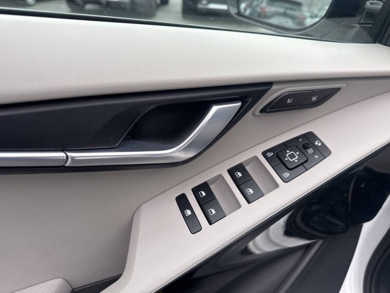 2023 Kia Niro EV Wave