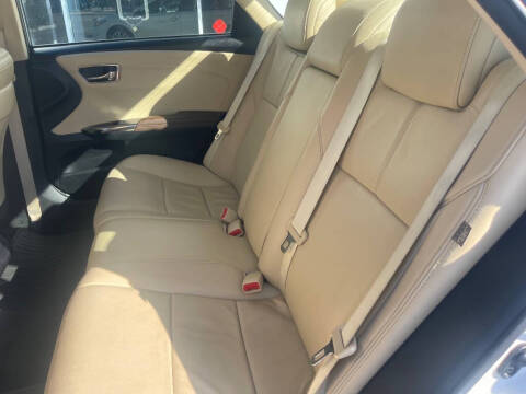 2013 Toyota Avalon XLE