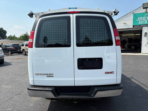 2016 GMC Savana 3500