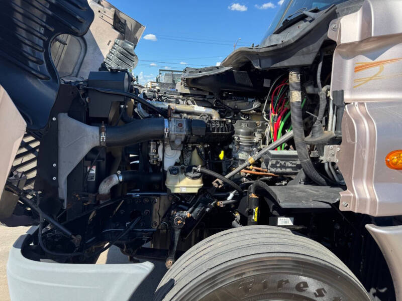 2014 Freightliner Cascadia