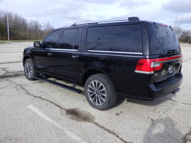 2017 Lincoln Navigator L Select