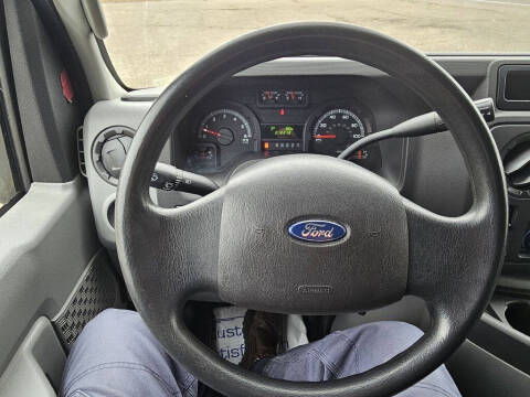 2014 Ford E-Series E-250