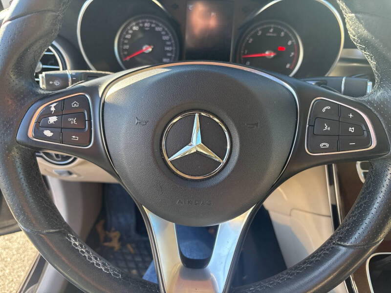 2017 Mercedes-Benz GLC GLC 300 4MATIC