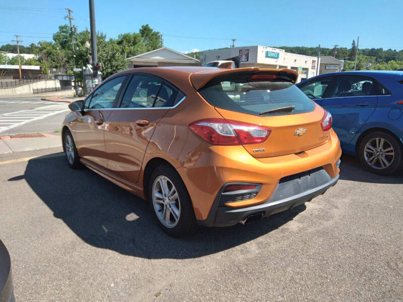 2017 Chevrolet Cruze LT Auto