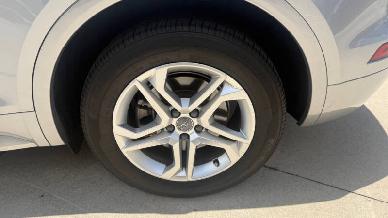 2018 Audi Q5 2.0T quattro Premium