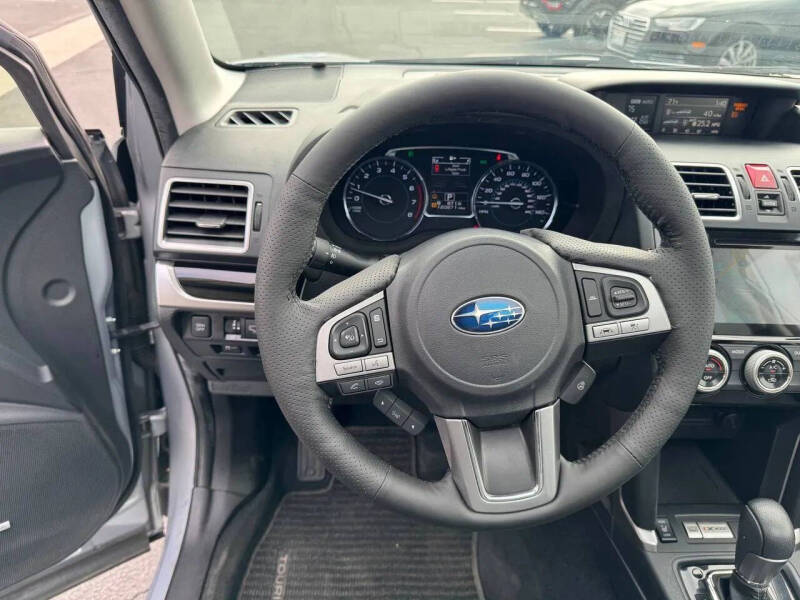 2017 Subaru Forester 2.5i Touring