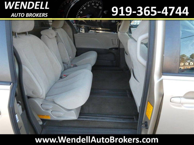 2012 Toyota Sienna