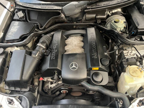 2001 Mercedes-Benz E-Class E 320