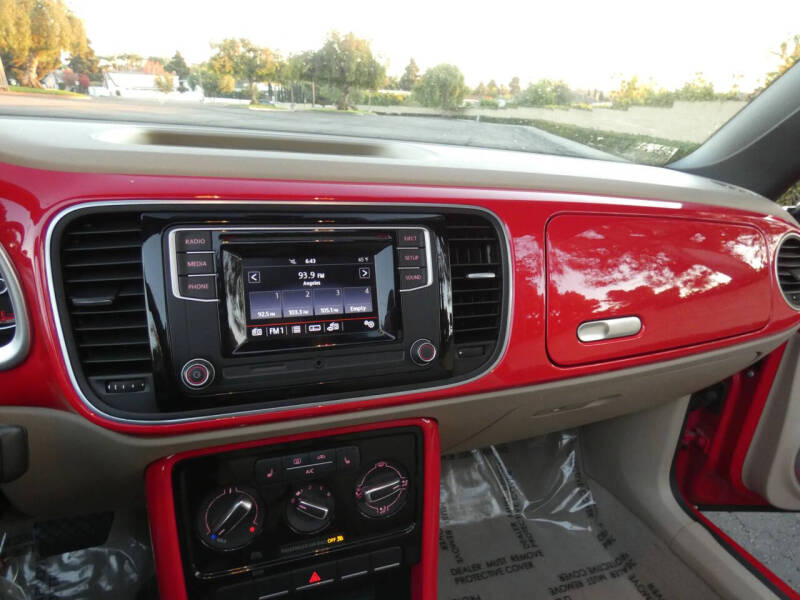 2017 Volkswagen Beetle Convertible