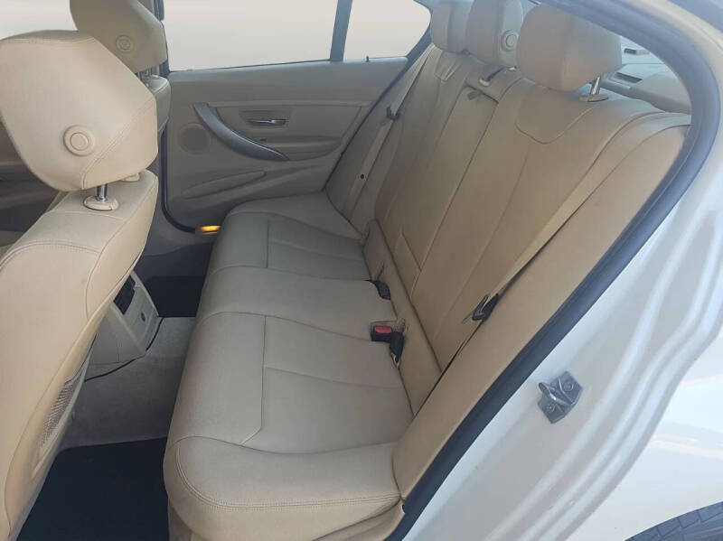 2013 BMW 3 Series 328i