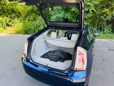 2012 Toyota Prius Three