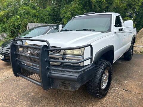 2004 Chevrolet Silverado 2500HD for sale at AM PM VEHICLE PROS in Lufkin TX