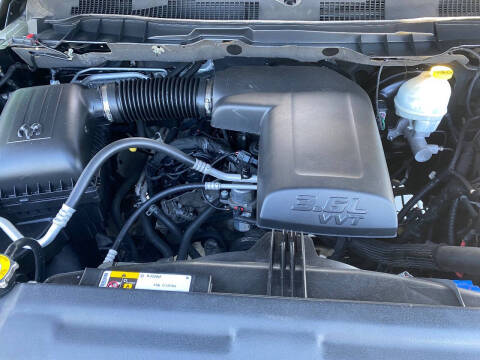 2013 RAM 1500 SLT