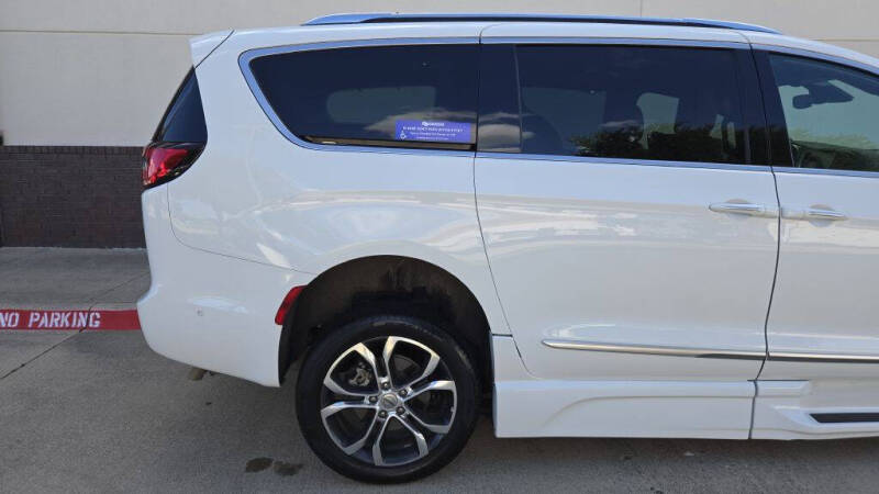 2022 Chrysler Pacifica Pinnacle