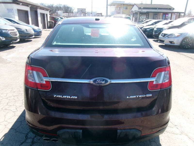 2011 Ford Taurus Limited