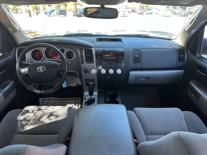 2011 Toyota Tundra Grade