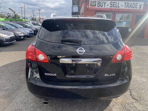 2013 Nissan Rogue SV