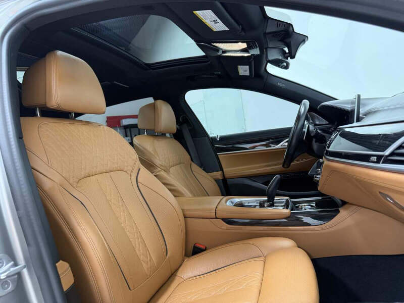 2021 BMW 7 Series 750i xDrive