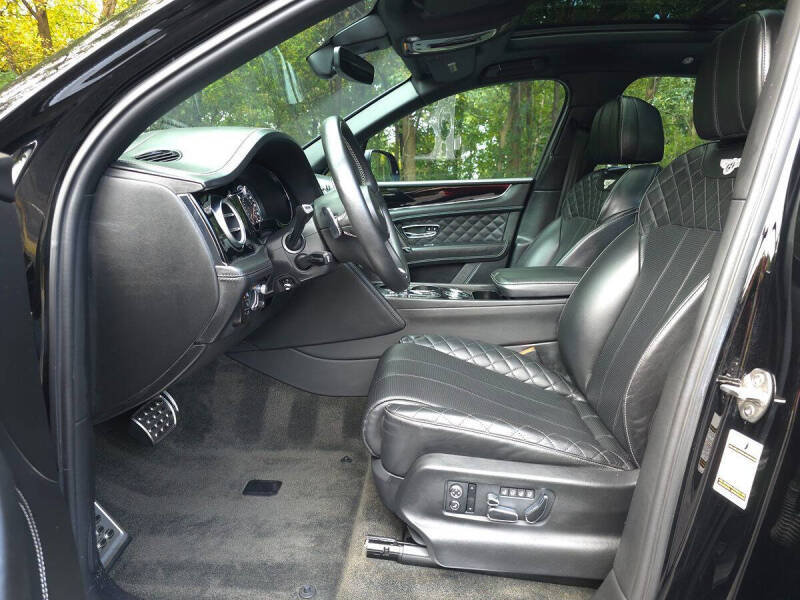 2020 Bentley Bentayga Hybrid