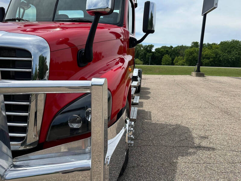 2017 Freightliner Cascadia