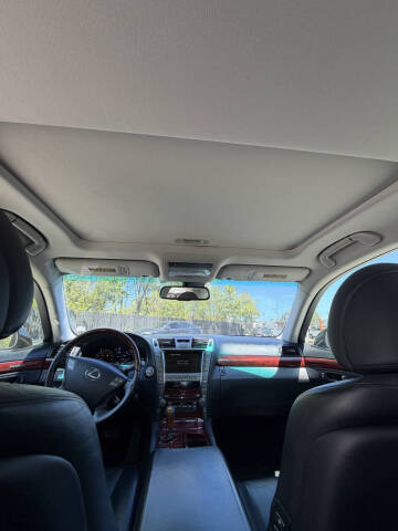 2007 Lexus LS 460