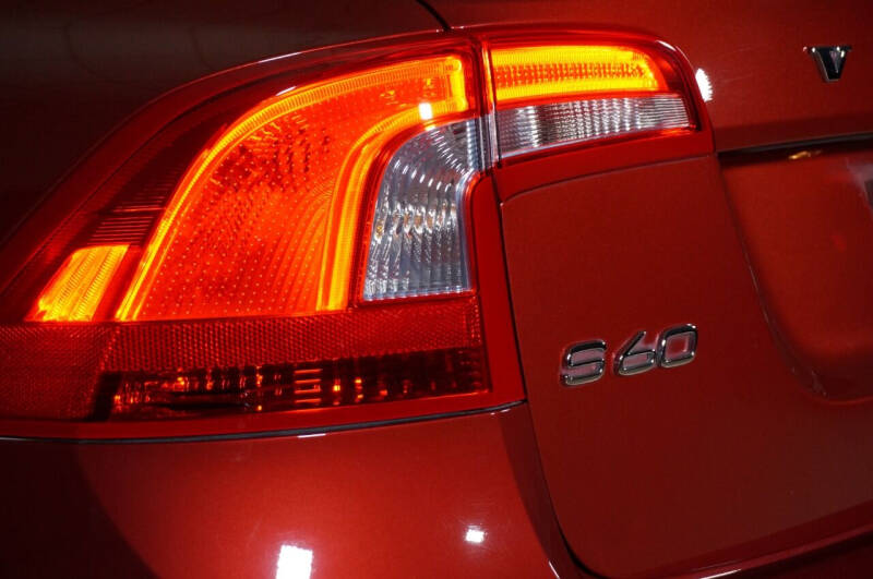 2013 Volvo S60 T5 Premier Plus