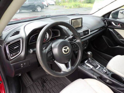 2016 Mazda MAZDA3 i Sport
