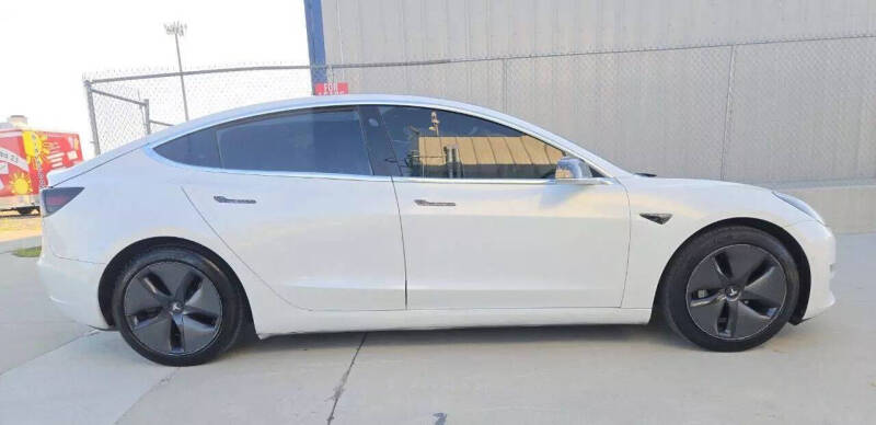 2020 Tesla Model 3 Standard Range