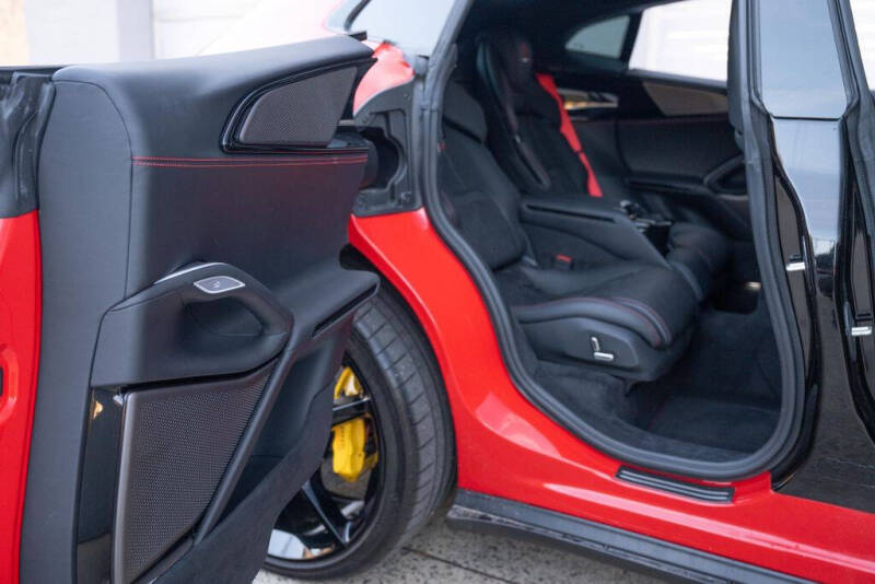 2025 Ferrari Purosangue