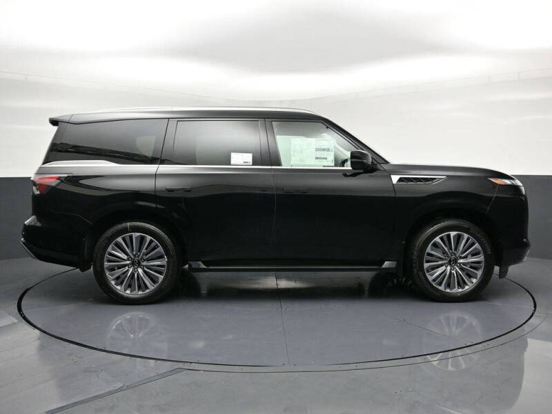 2026 Infiniti QX80 Luxe