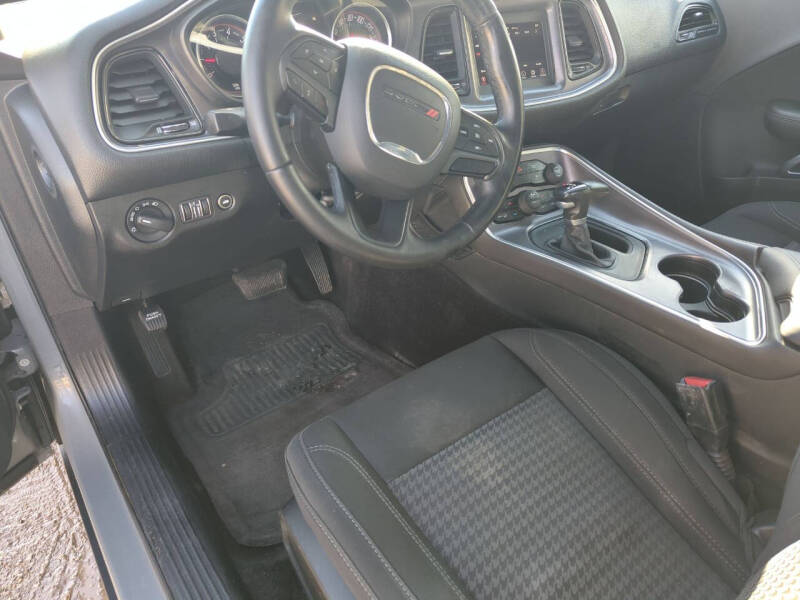 2018 Dodge Challenger SXT Plus