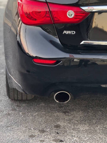 2015 Infiniti Q50 Premium