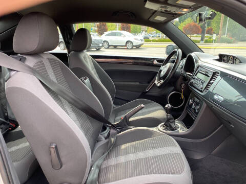 2014 Volkswagen Beetle R-Line