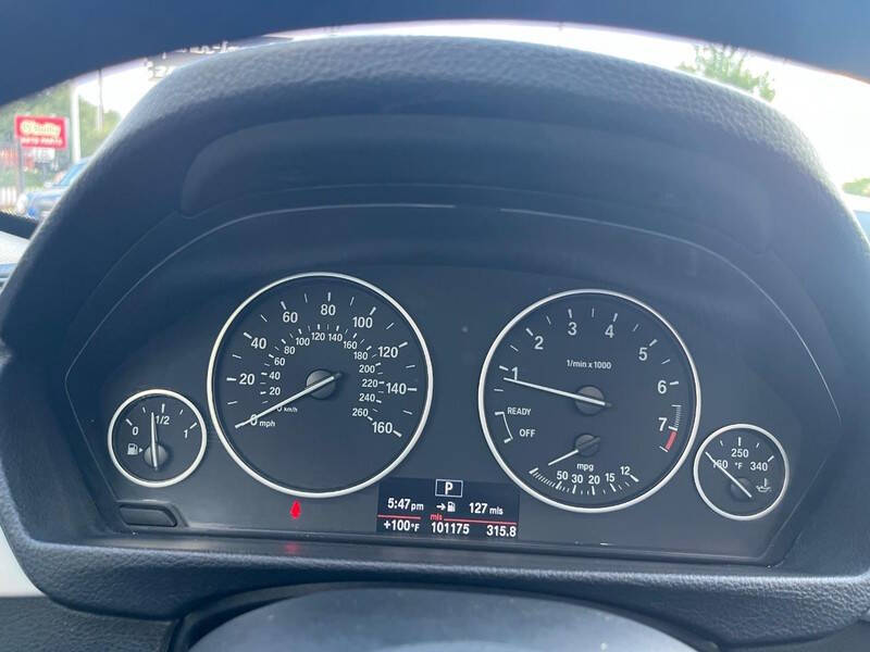 2013 BMW 3 Series 328i