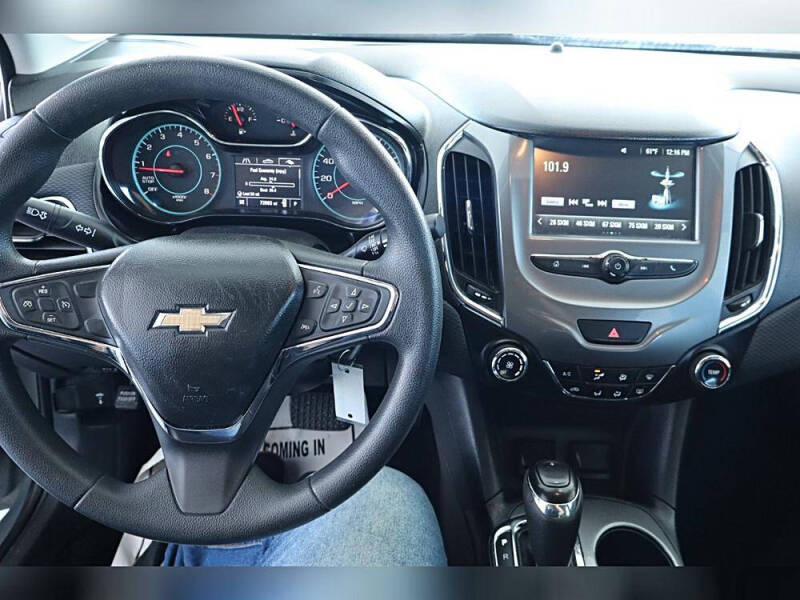 2018 Chevrolet Cruze LT Auto