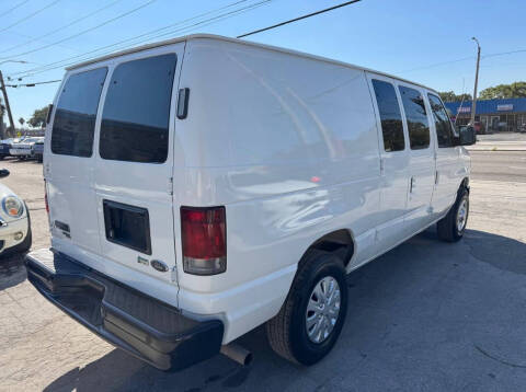 2011 Ford E-Series E-250