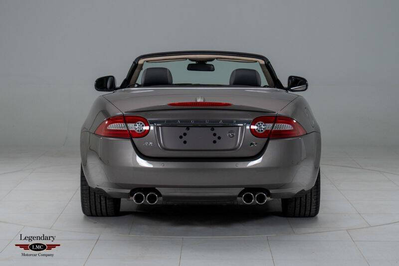 2011 Jaguar XKR