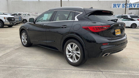 2018 Infiniti QX30 Premium