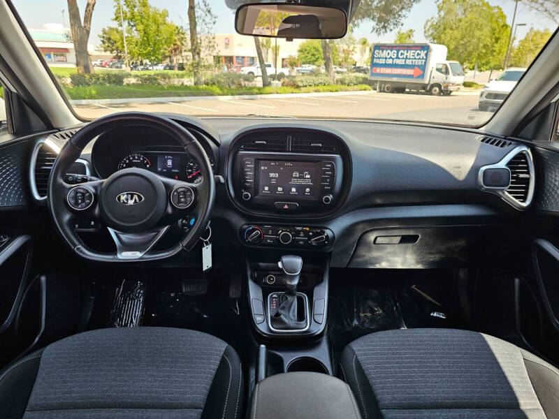 2021 Kia Soul GT-Line