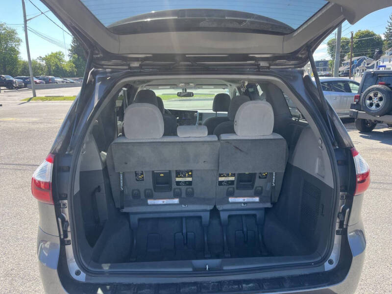 2017 Toyota Sienna