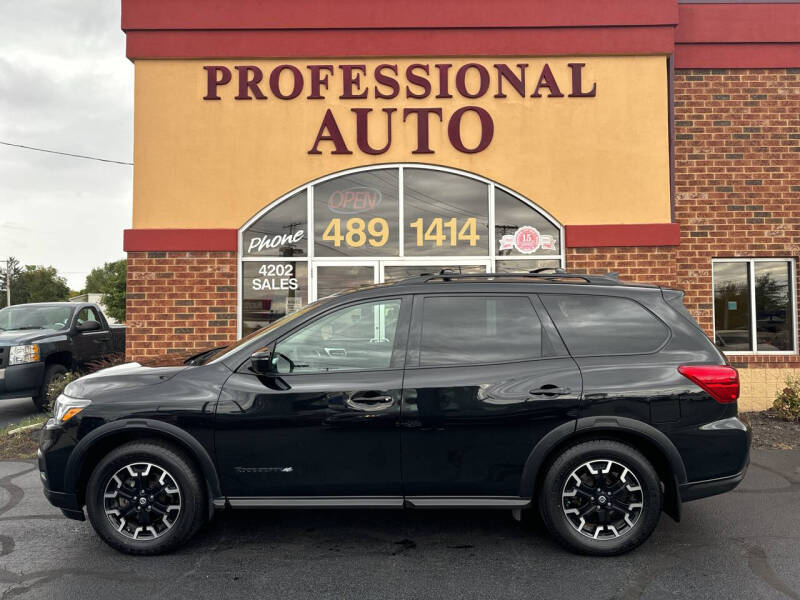 2020 Nissan Pathfinder SV