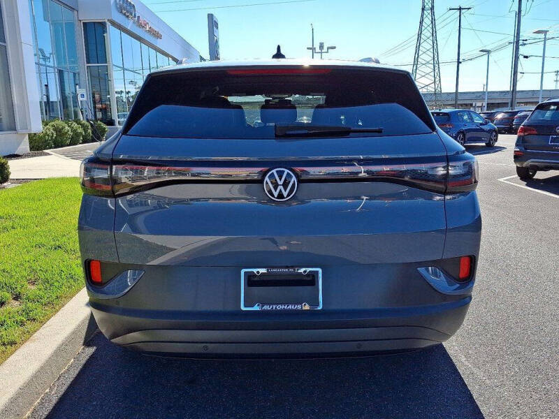 2023 Volkswagen ID.4 Pro