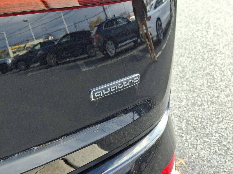 2022 Audi Q7 quattro Premium 55 TFSI