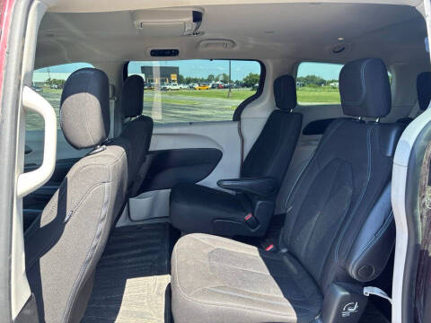 2021 Chrysler Pacifica Touring