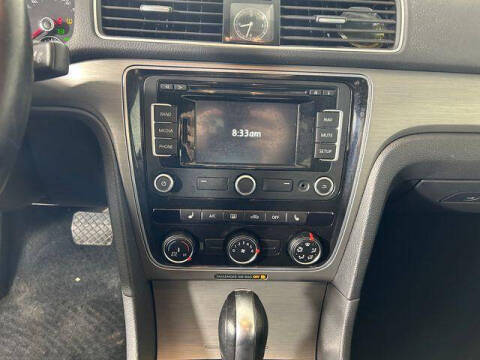 2015 Volkswagen Passat