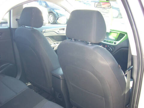 2022 Hyundai Accent SE